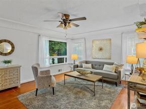 9222 3rd Avenue SW, Seattle WA 98106