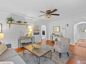 9222 3rd Avenue SW, Seattle WA 98106