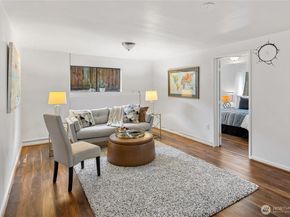 9222 3rd Avenue SW, Seattle WA 98106