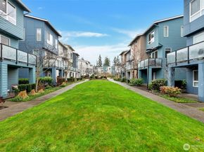 14671 36th Court NE, Lake Forest Park WA 98155