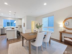 14671 36th Court NE, Lake Forest Park WA 98155