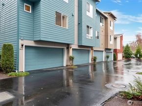 14671 36th Court NE, Lake Forest Park WA 98155