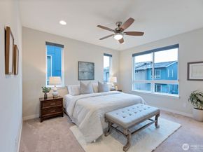 14671 36th Court NE, Lake Forest Park WA 98155