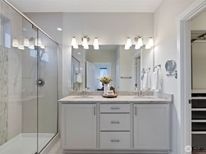 14671 36th Court NE, Lake Forest Park WA 98155