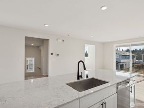 10810 43rd Avenue SE, Everett WA 98208