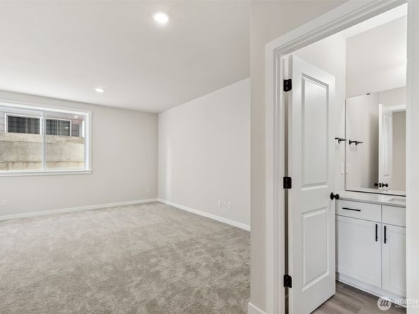 10810 43rd Avenue SE, Everett WA 98208