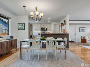28833 21st Avenue S, Federal Way WA 98003