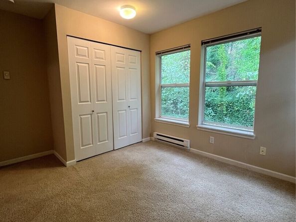 33020 10th Avenue SW 304, Federal Way WA 98023