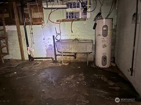 2117 E Phinney Bay Drive, Bremerton WA 98312