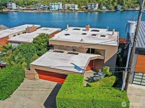 5622 39th Avenue W, Seattle WA 98199
