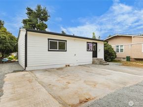308 F Street SE, Auburn WA 98002