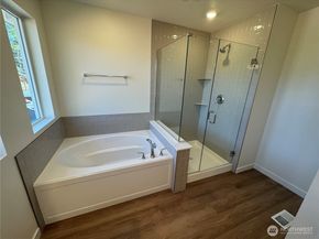 1960 NW Meadowview Drive 6, Poulsbo WA 98370