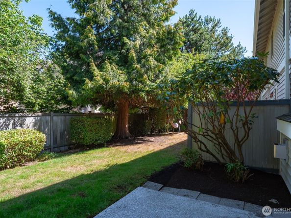 21502 50th Avenue W A3, Mountlake Terrace WA 98043