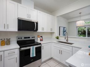 21502 50th Avenue W A3, Mountlake Terrace WA 98043