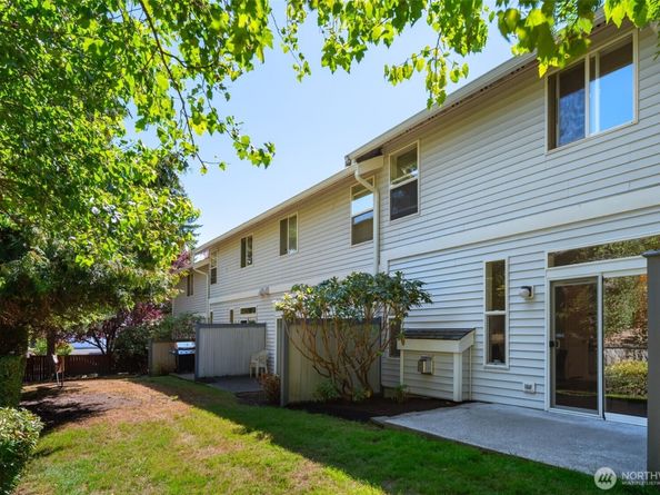 21502 50th Avenue W A3, Mountlake Terrace WA 98043