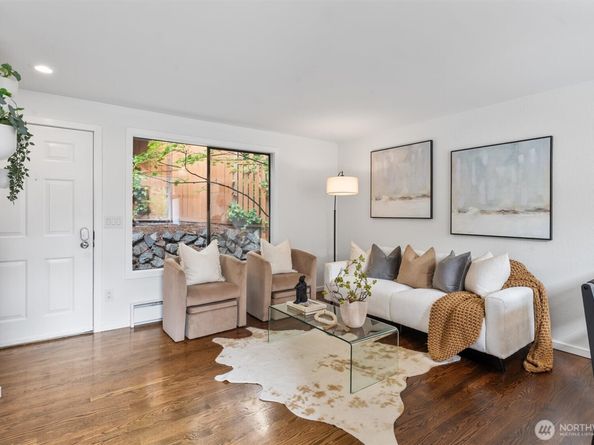202 25th Avenue E D, Seattle WA 98112