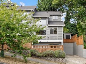 202 25th Avenue E D, Seattle WA 98112