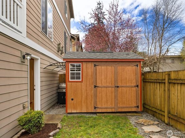 12047 33rd Avenue NE B, Seattle WA 98125