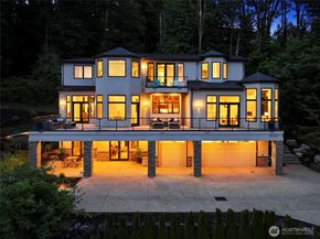8246 W Mercer Way, Mercer Island WA 98040