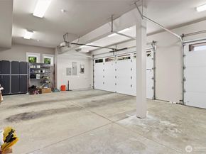 8246 W Mercer Way, Mercer Island WA 98040