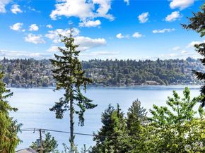 8246 W Mercer Way, Mercer Island WA 98040