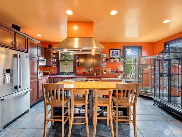1602 Rucker Ave, Everett WA 98201