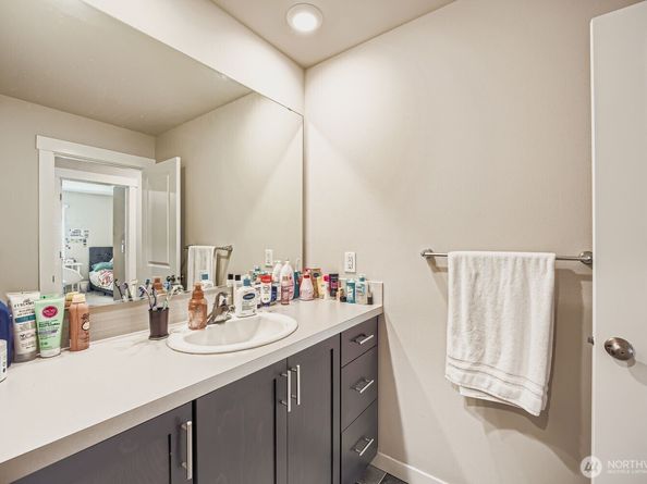 28240 33rd Place S 3, Auburn WA 98001