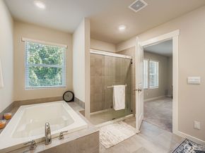 28240 33rd Place S 3, Auburn WA 98001