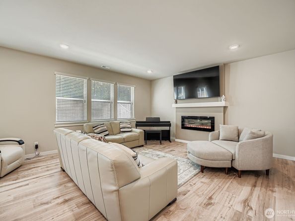 28240 33rd Place S 3, Auburn WA 98001