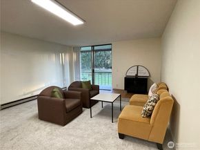 6051 137th Avenue NE 336, Redmond WA 98052