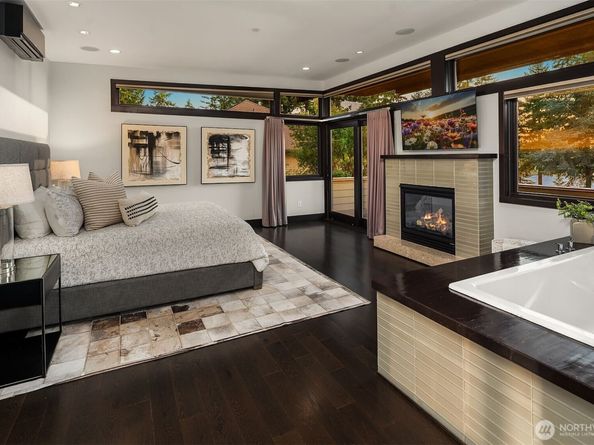 10314 SE 25th Street, Bellevue WA 98004