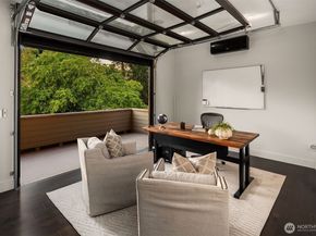 10314 SE 25th Street, Bellevue WA 98004