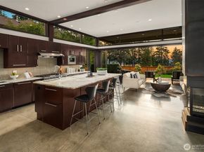 10314 SE 25th Street, Bellevue WA 98004