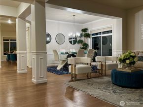 2312 108th Avenue SE, Bellevue WA 98004