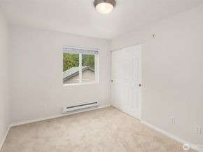 14335 Simonds Road NE A203, Kirkland WA 98034