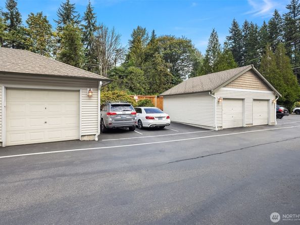 14335 Simonds Road NE A203, Kirkland WA 98034