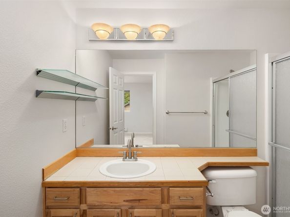 14335 Simonds Road NE A203, Kirkland WA 98034