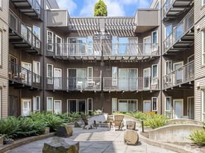 1410 E Pine Street W405, Seattle WA 98122