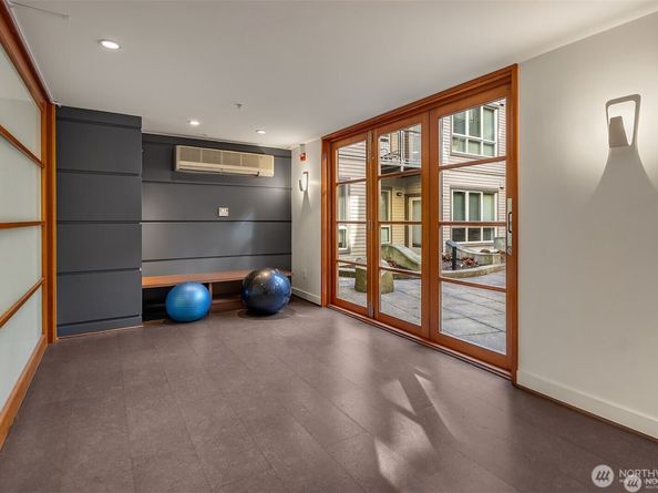 1410 E Pine Street W405, Seattle WA 98122