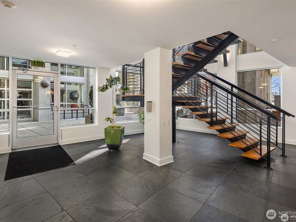 1410 E Pine Street W405, Seattle WA 98122