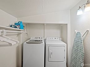 1103 N Wycoff Avenue A, Bremerton WA 98312