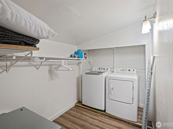 1103 N Wycoff Avenue A, Bremerton WA 98312
