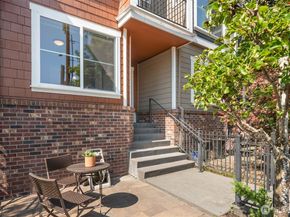 209 18th Avenue E B, Seattle WA 98112