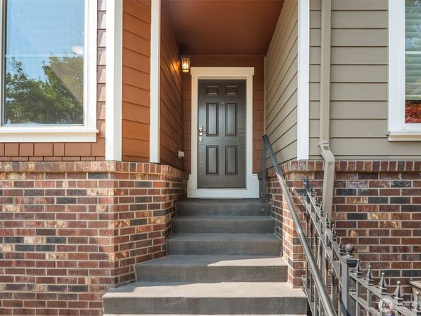 209 18th Avenue E B, Seattle WA 98112