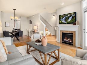 209 18th Avenue E B, Seattle WA 98112