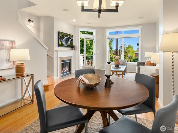 209 18th Avenue E B, Seattle WA 98112