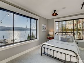 4013 E Lake Sammamish Shore Lane, Sammamish WA 98075