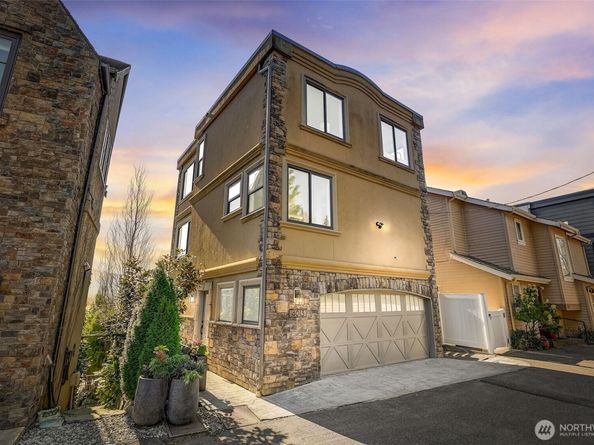 4013 E Lake Sammamish Shore Lane, Sammamish WA 98075