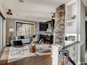 4013 E Lake Sammamish Shore Lane, Sammamish WA 98075