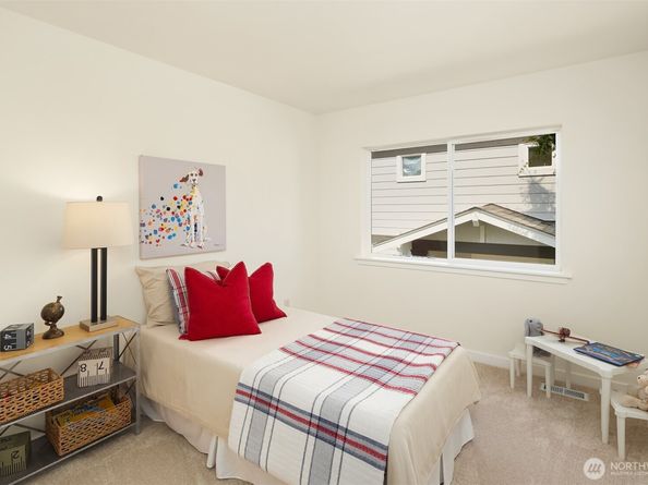 746 239th Lane SE, Sammamish WA 98074